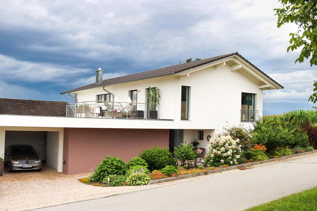 Moderne Ferienwohnung Naehe Bad Griesbach, Haarbach Εξωτερικό φωτογραφία